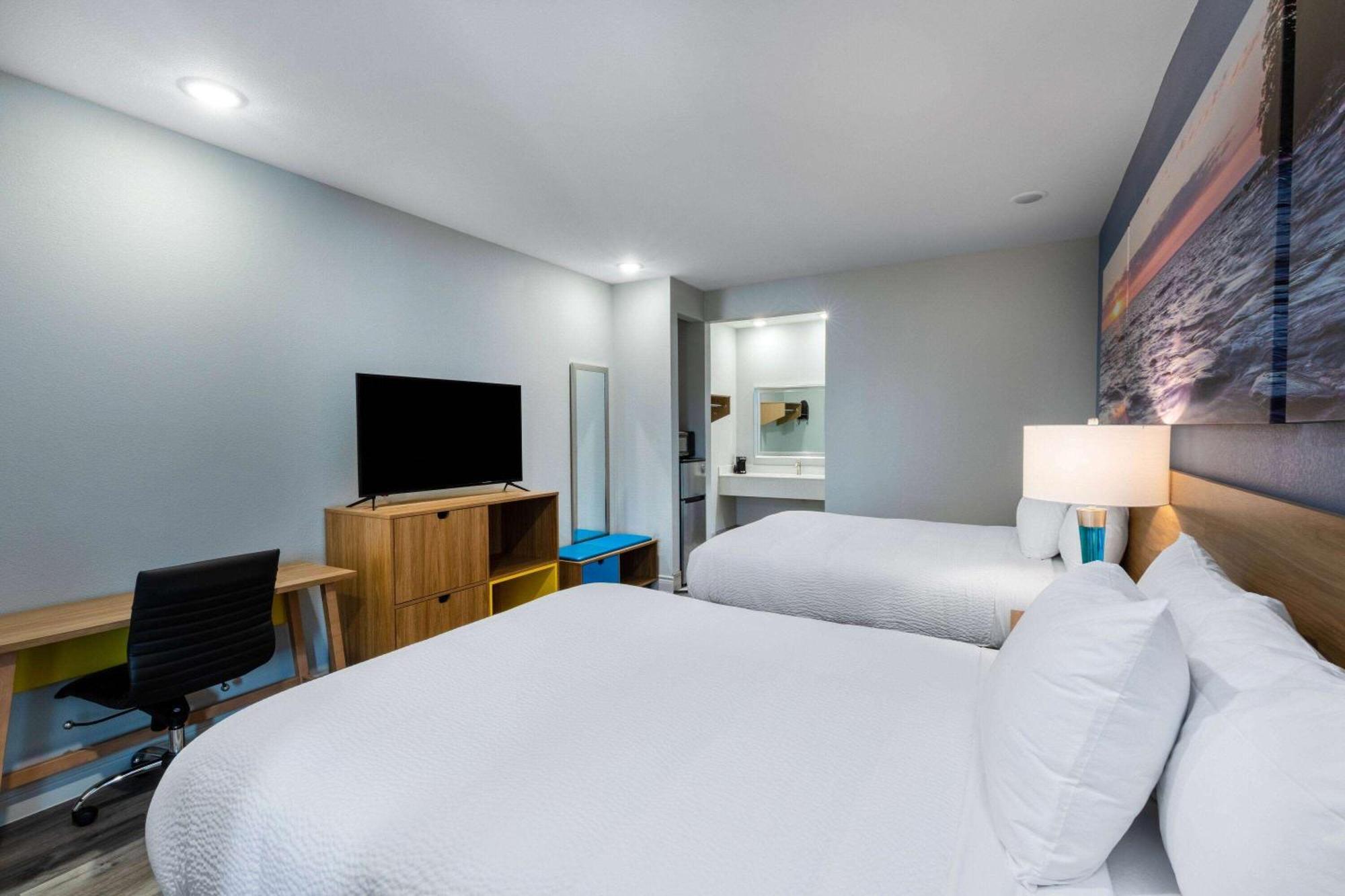 Days Inn By Wyndham Minot Exteriér fotografie